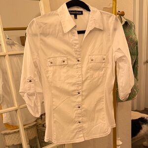 Elizabeth & Nicole Classic White Collared Shirt